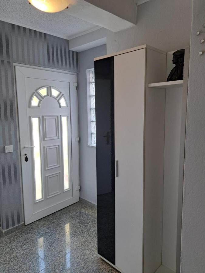 Royal Apartments Sandra Štinjan المظهر الخارجي الصورة